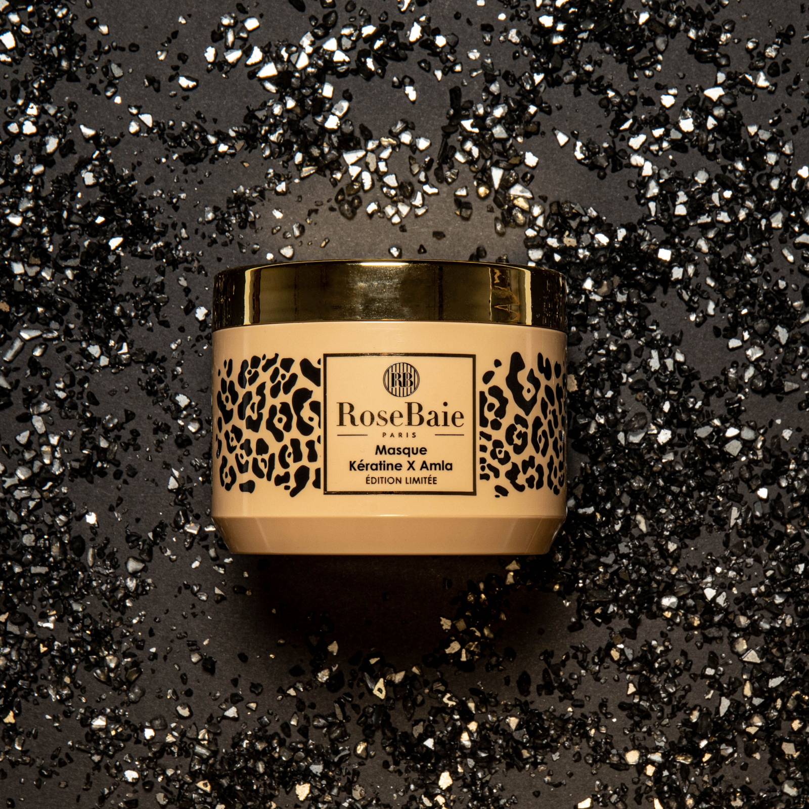 Soin capillaire tonique à l'huile d'Amla pour fortifier les cheveux Rosebaie en parapharmacie à Paris