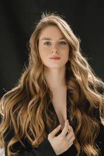 Distributeur de shampoings et soins lissant pour les cheveux bouclés Paris 18 Pharmacie Sefiani